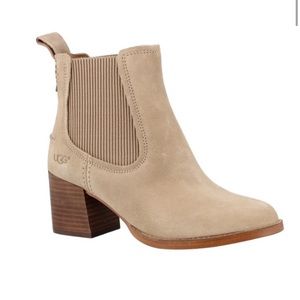UGG Faye booties